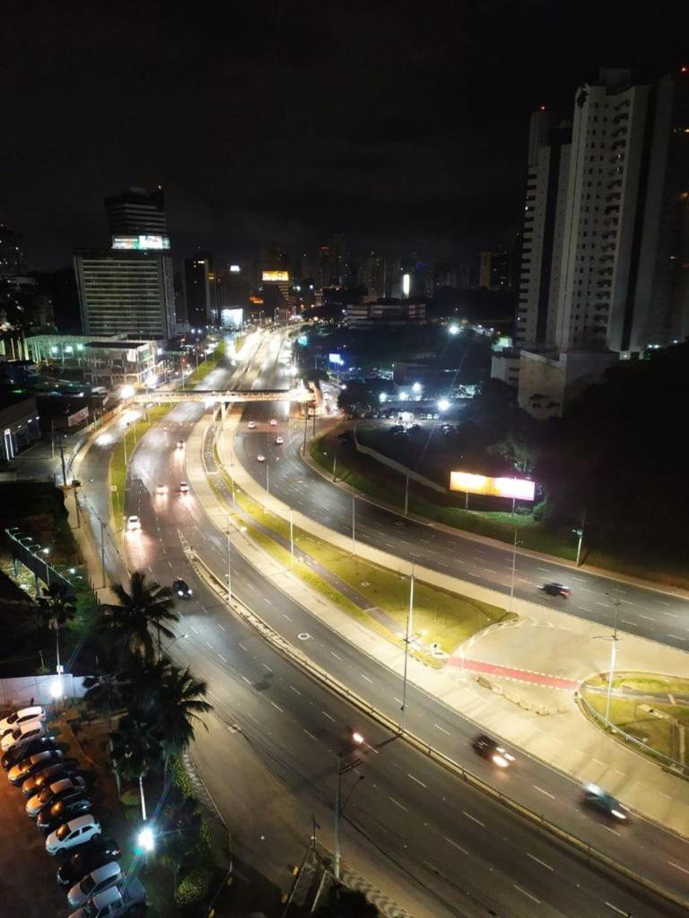 Flat Reformado, Excelente Opcao Apartment Salvador Bagian luar foto